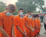 260805103200-tujuh.jpg