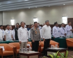 260812195828-hadir.jpg