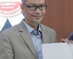260917113344-prof-.jpg